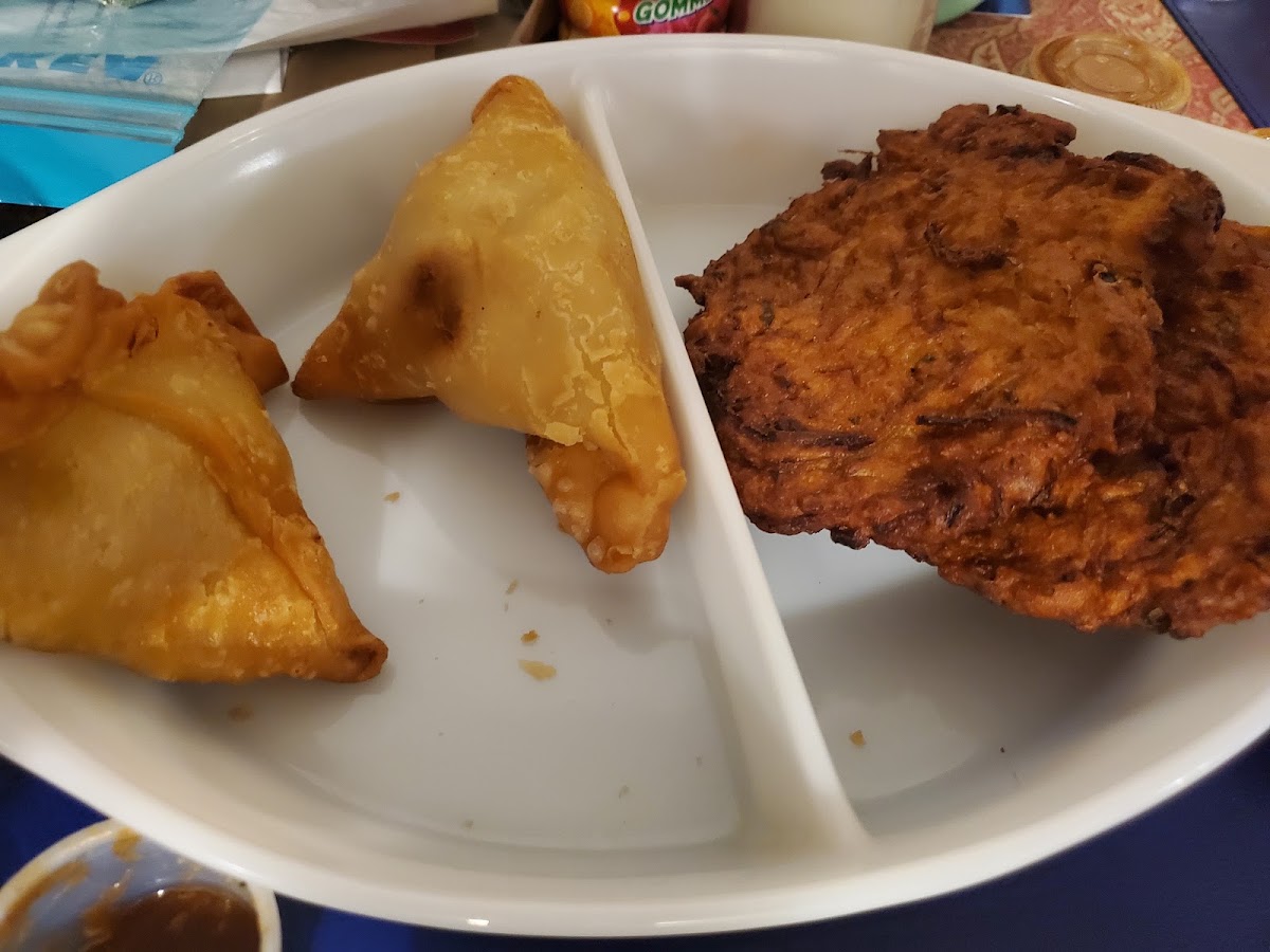 Samosas and pakoras at Mother India Roti Queen St West